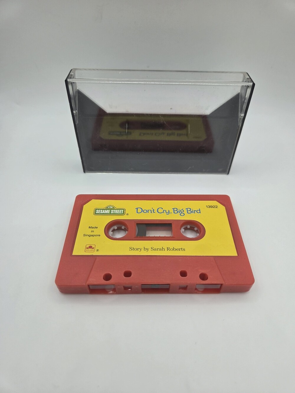 Don’t Cry, Big Bird Sesame Street Sarah Roberts Red Cassette 13922 1983